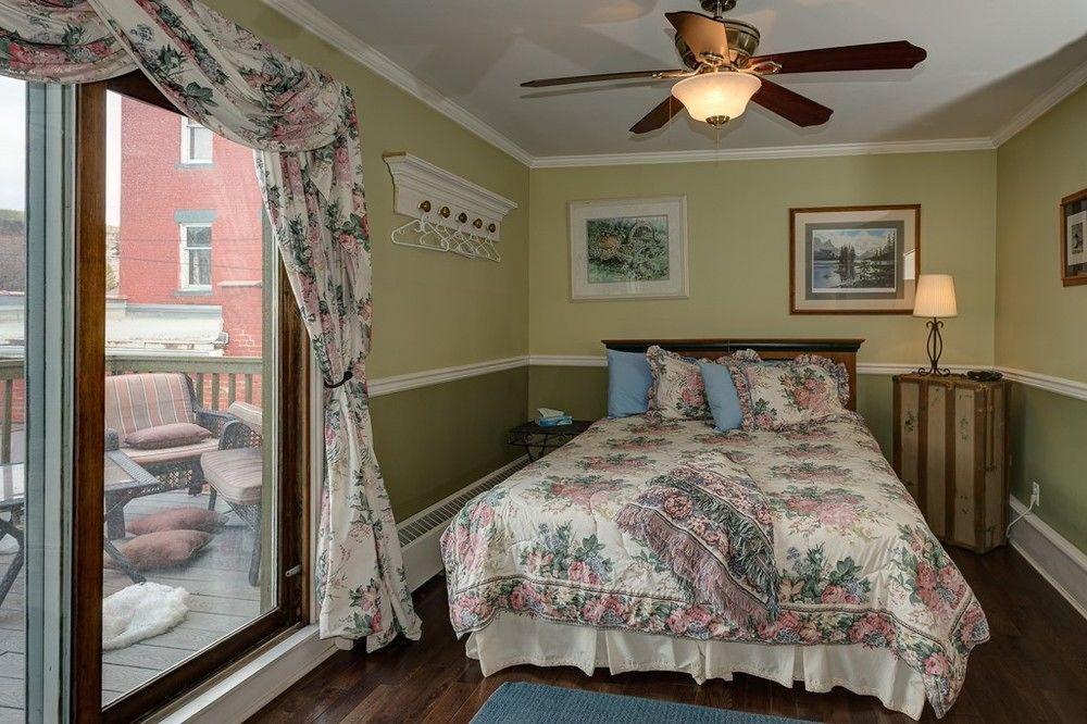 Country Encounters Accommodations Coleman Εξωτερικό φωτογραφία